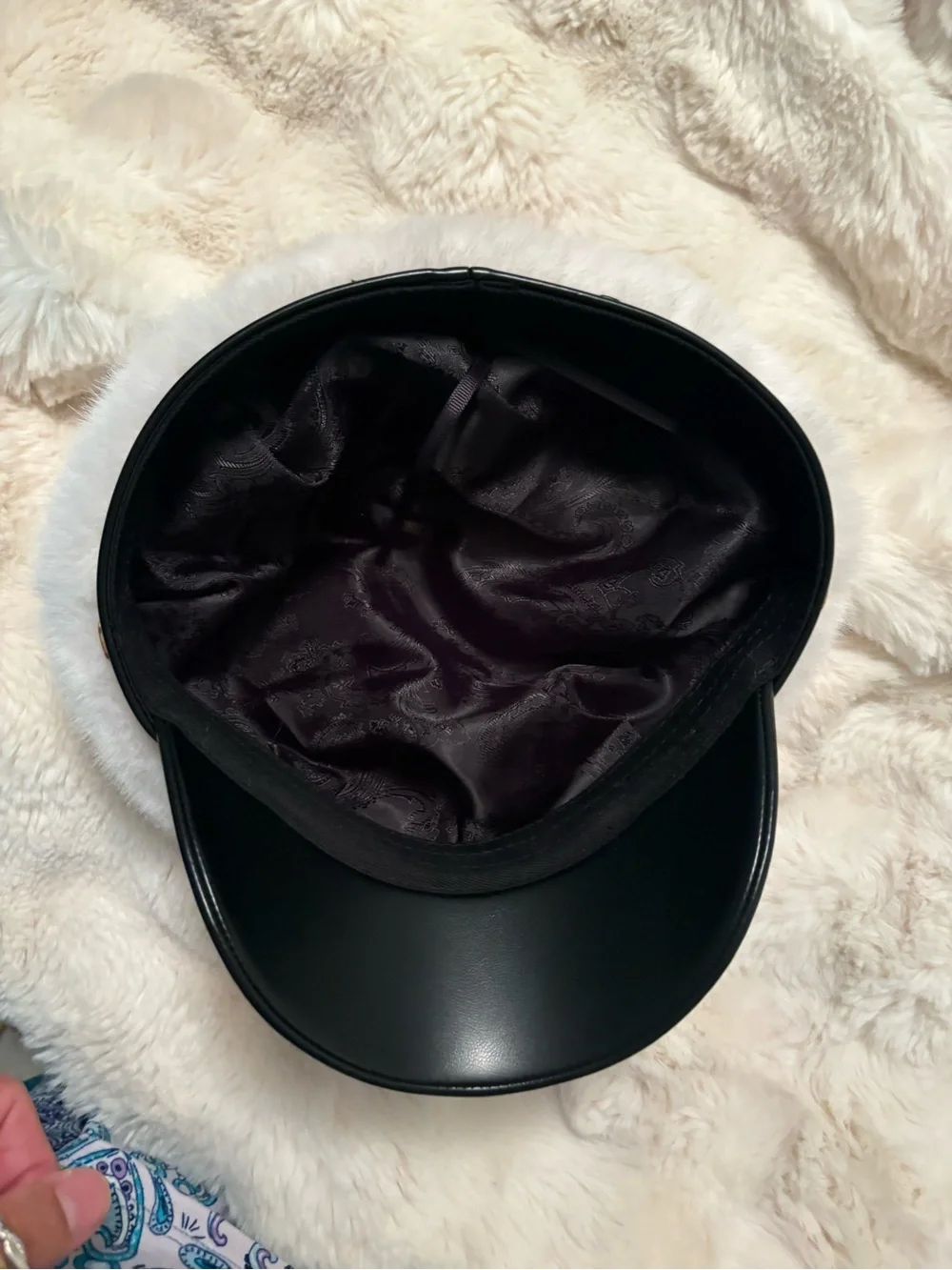 FASHION Black Leather like Baker Boy Cap with Cream Fur Trim